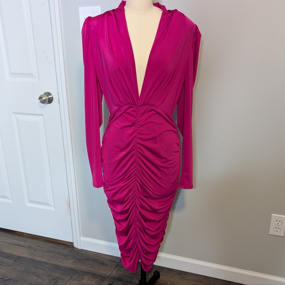 Cameo Deep V Elegant Pink Padded Shoulder Ruched Midi Dress Size Large
